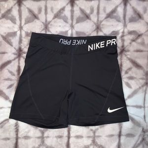 Black Nike pro spandex